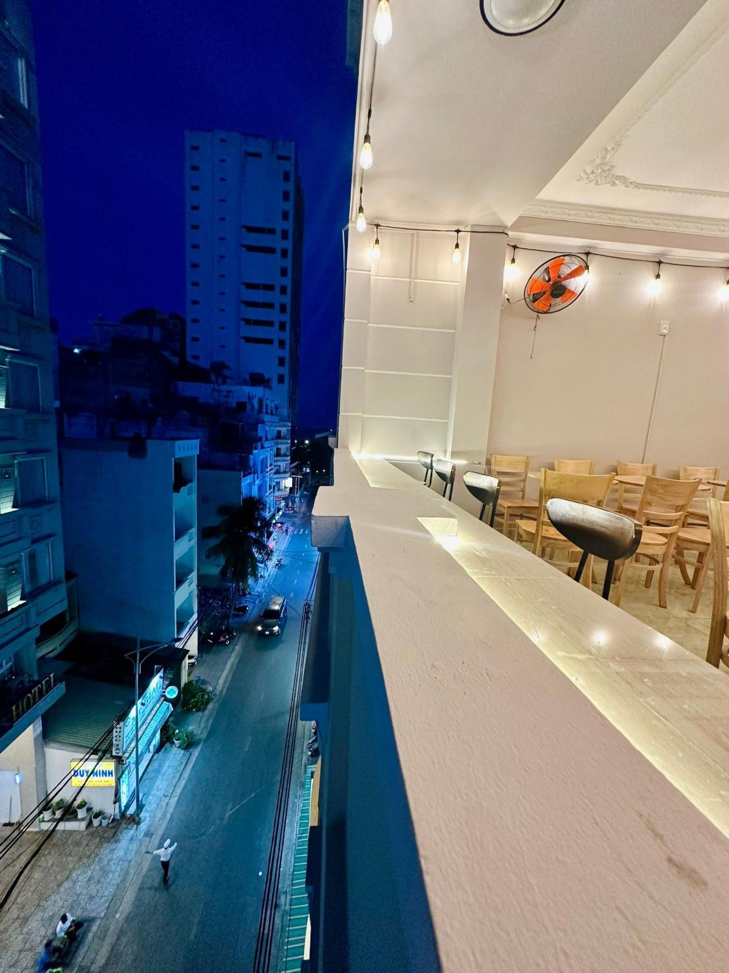 Khách Sạn SƠ RI Vung Tau Exterior foto